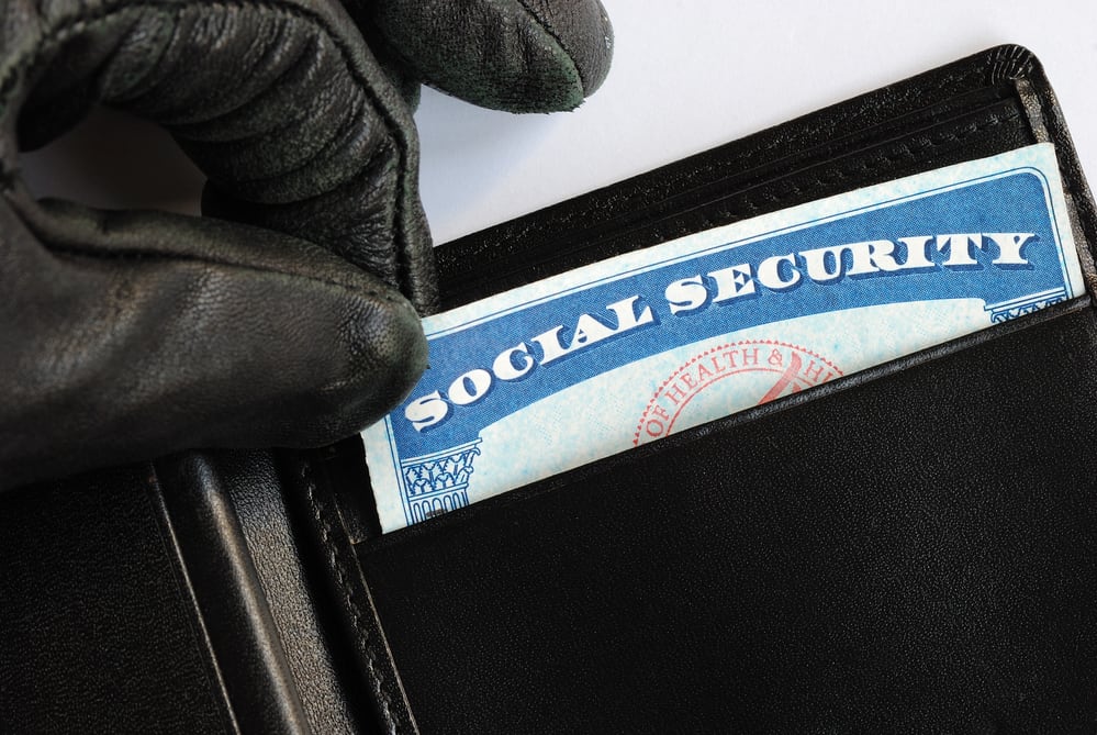 Is Identity Theft a Federal Crime?
